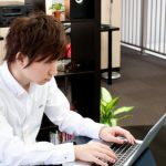 パソコンでお金を貸してくれるところを検索する